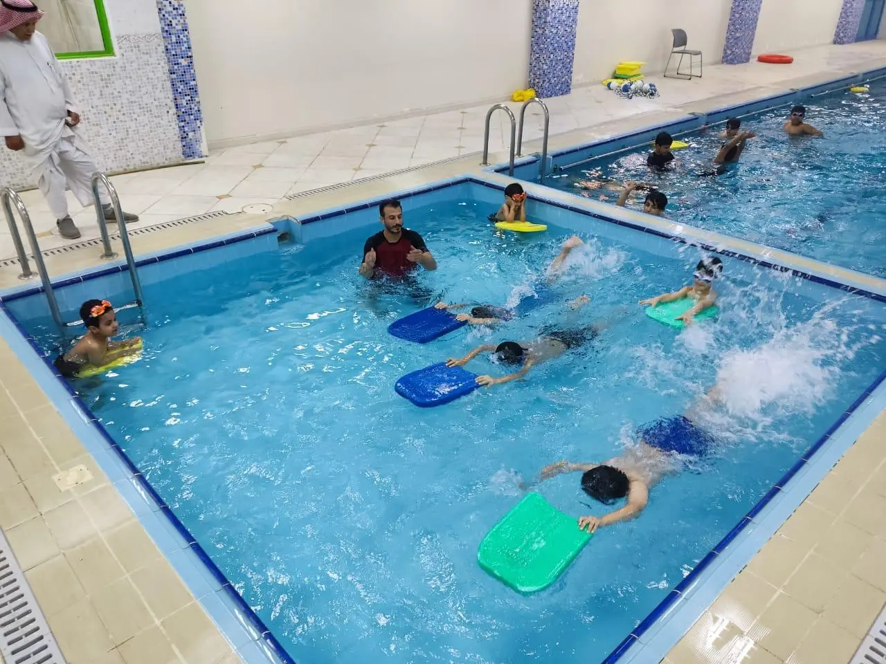 صورة تدريب السباحة