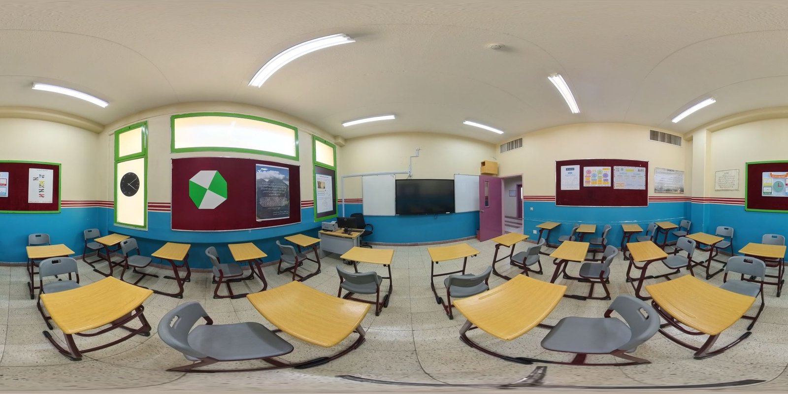 فصل ذكي مزود بشاشة عرض